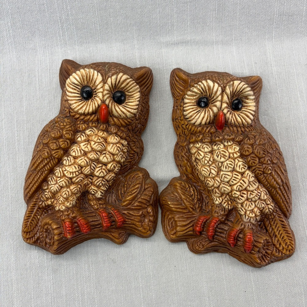 Vintage Owl Wall Hanging Set 2 6in Retro 70s Faux Wood Resin Brown Bird Decor